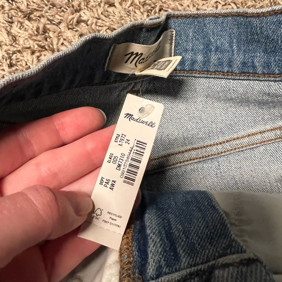 Madewell The Perfect Jean Short Mid Length - Picture 4 of 6